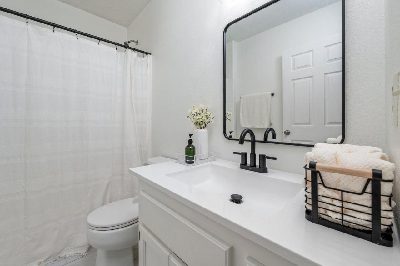 New! Close To Beach, Cozy, New Beds & Family Friendly Navarre Exterior foto
